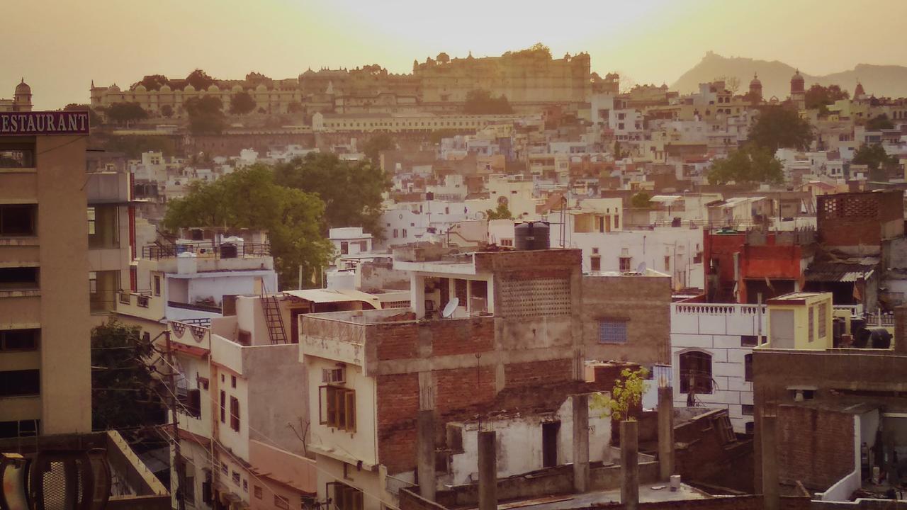 Eltravo - Hostel Udaipur Ngoại thất bức ảnh